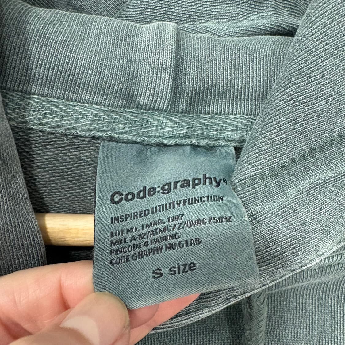 코드그래피 피그먼트 빈티지 후드티 상품이미지3