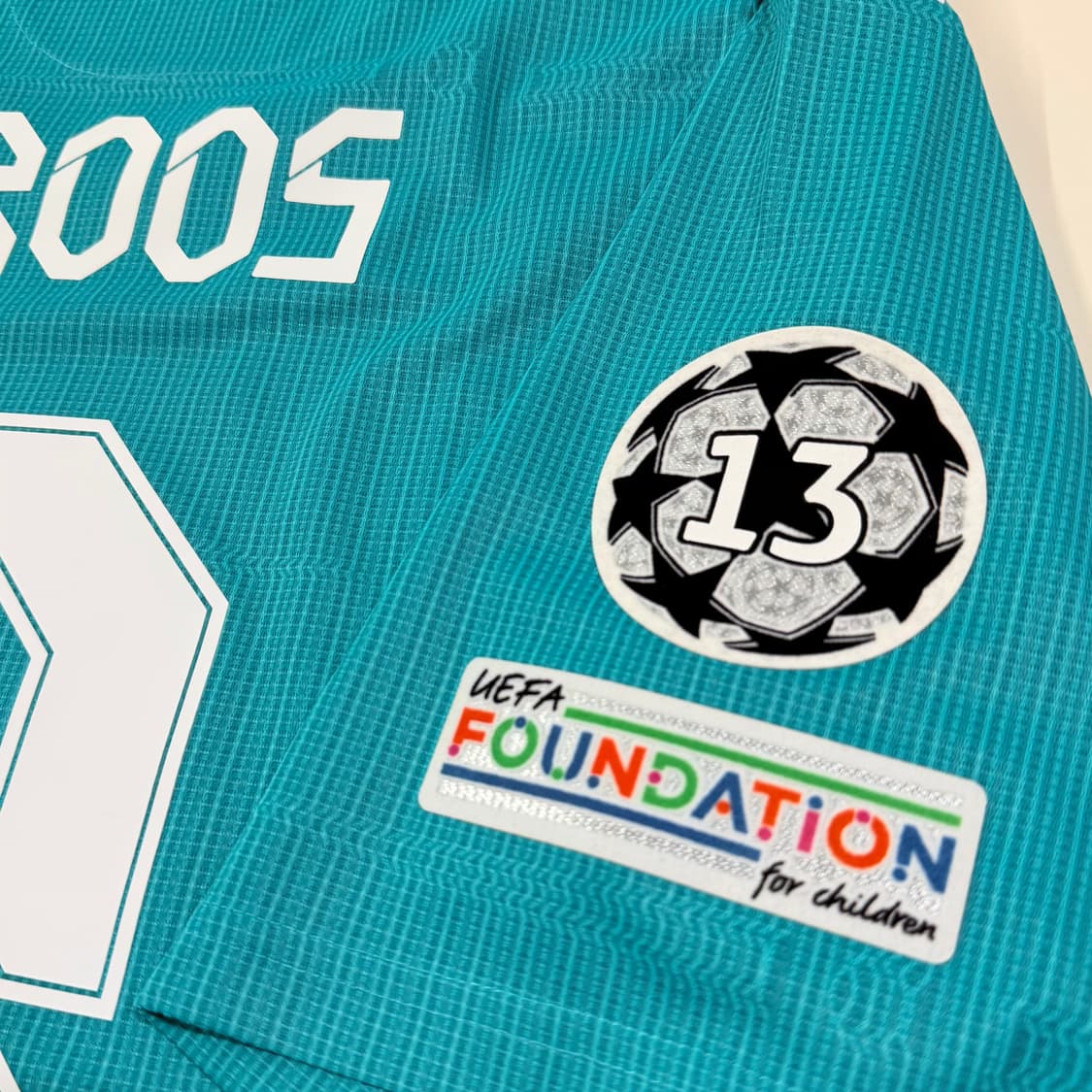 어센틱)21-22 레알마드리드 서드 크로스 유니폼 상품이미지4