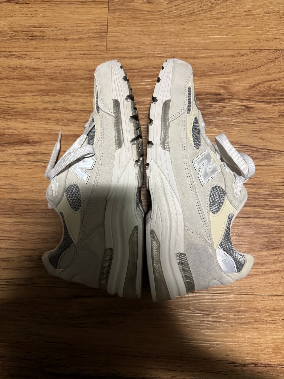 992 화이트 275 상품이미지3