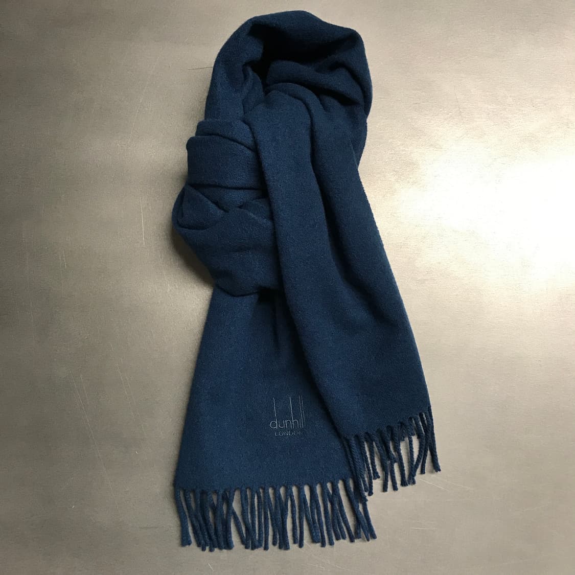 던힐 네이비 머플러 상품이미지1
