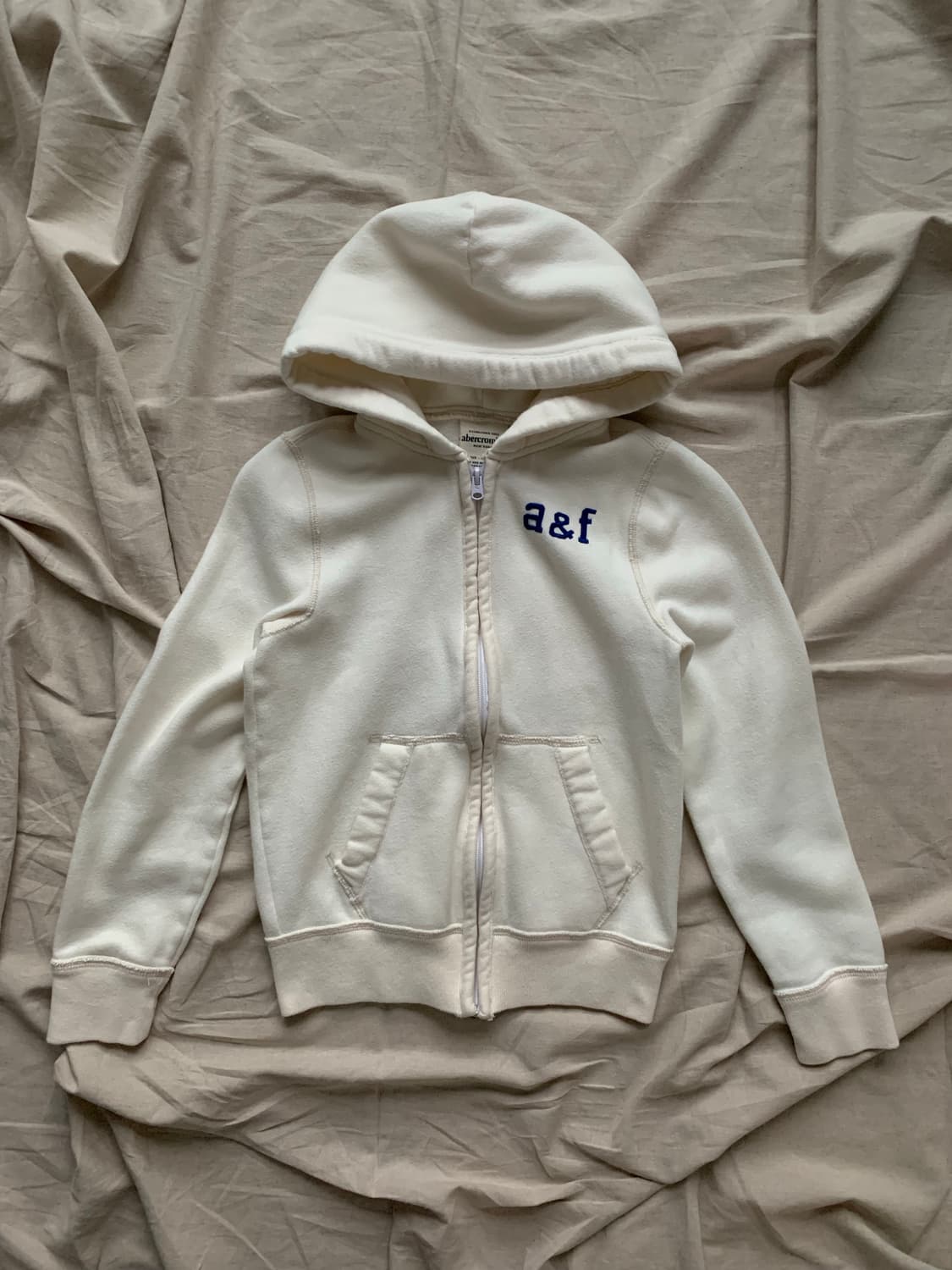 아베크롬비 가슴로고 화이트 딱붙핏 후드집업 상품이미지3