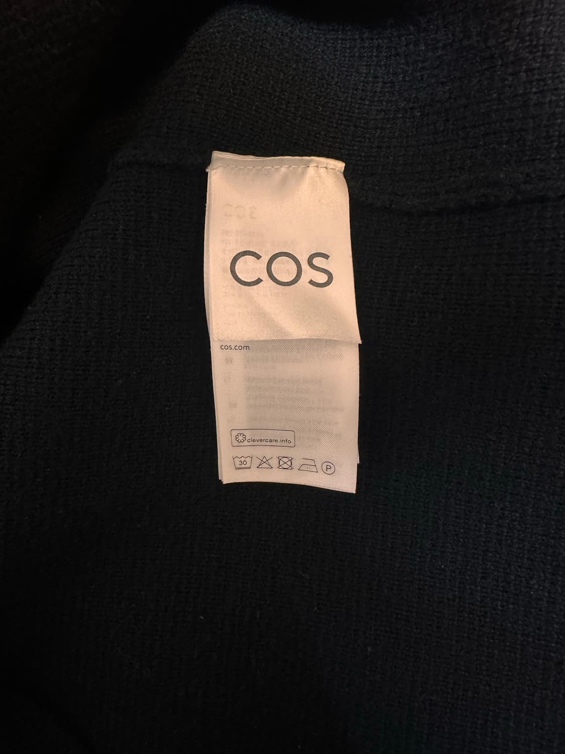 COS 레귤러핏 라운드넥 가디건 S 1001878 상품이미지4