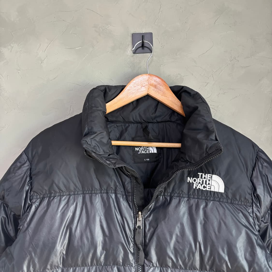 노스페이스 눕시 하이브리드 볼 덕다운 패딩 검정 상품이미지2