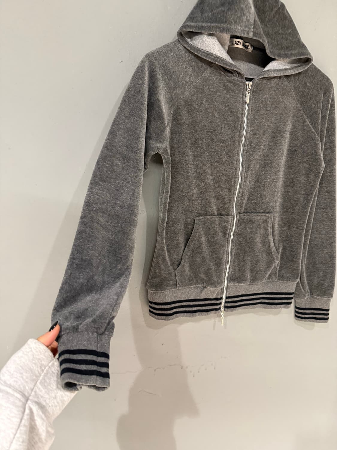 velour line detail 2-way hood zip-up 상품이미지7