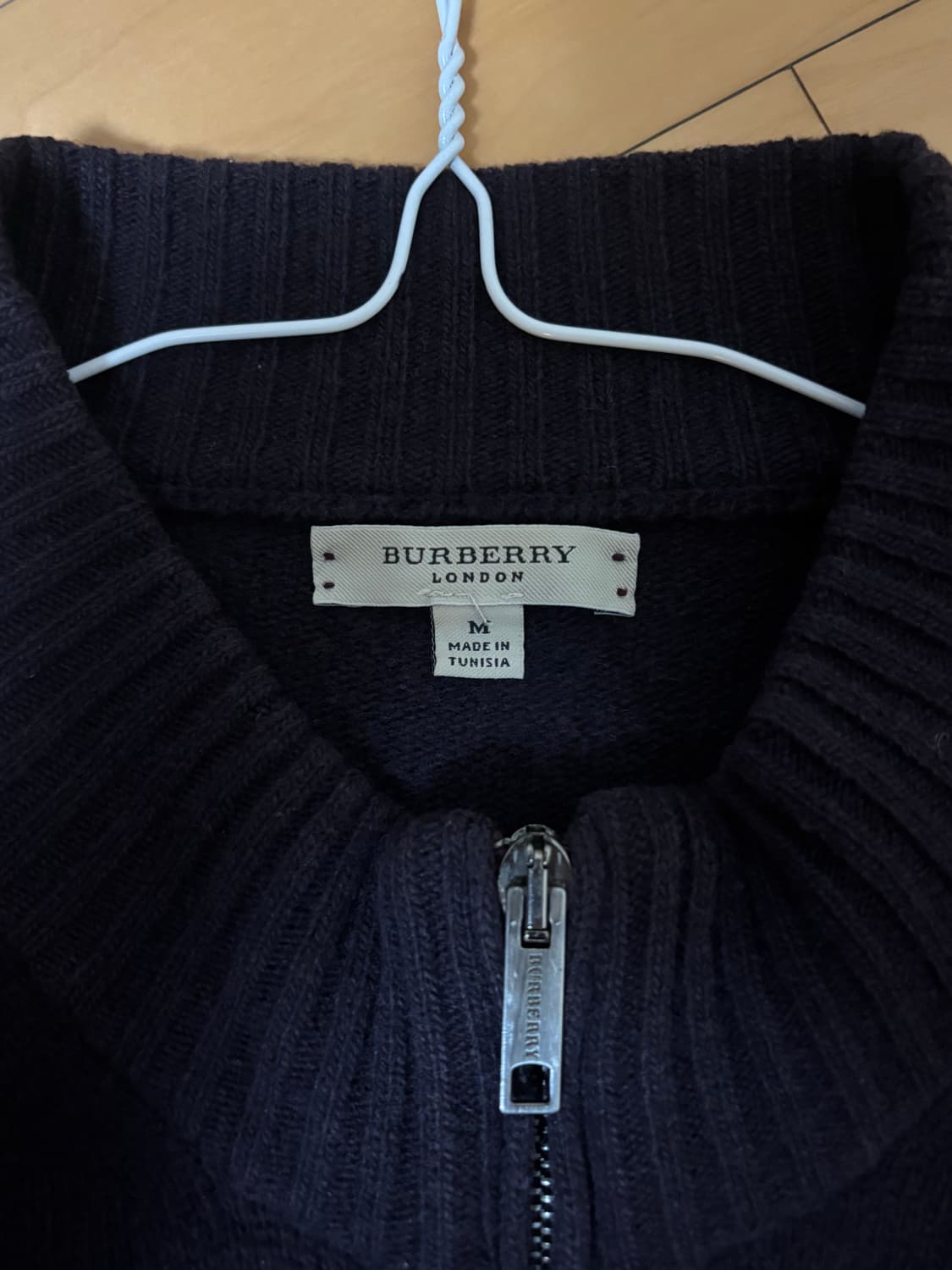 버버리 앨보우 패치 니트집업 상품이미지3