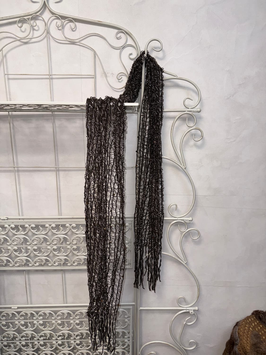 Dark brown spangled grunge net muffler 상품이미지1