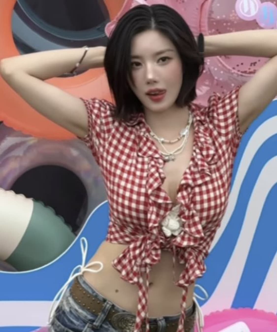 일브 핀터깔 y2k 딸기코어 셔츠 스커트 코디세트 권은비 손민수 상품이미지8