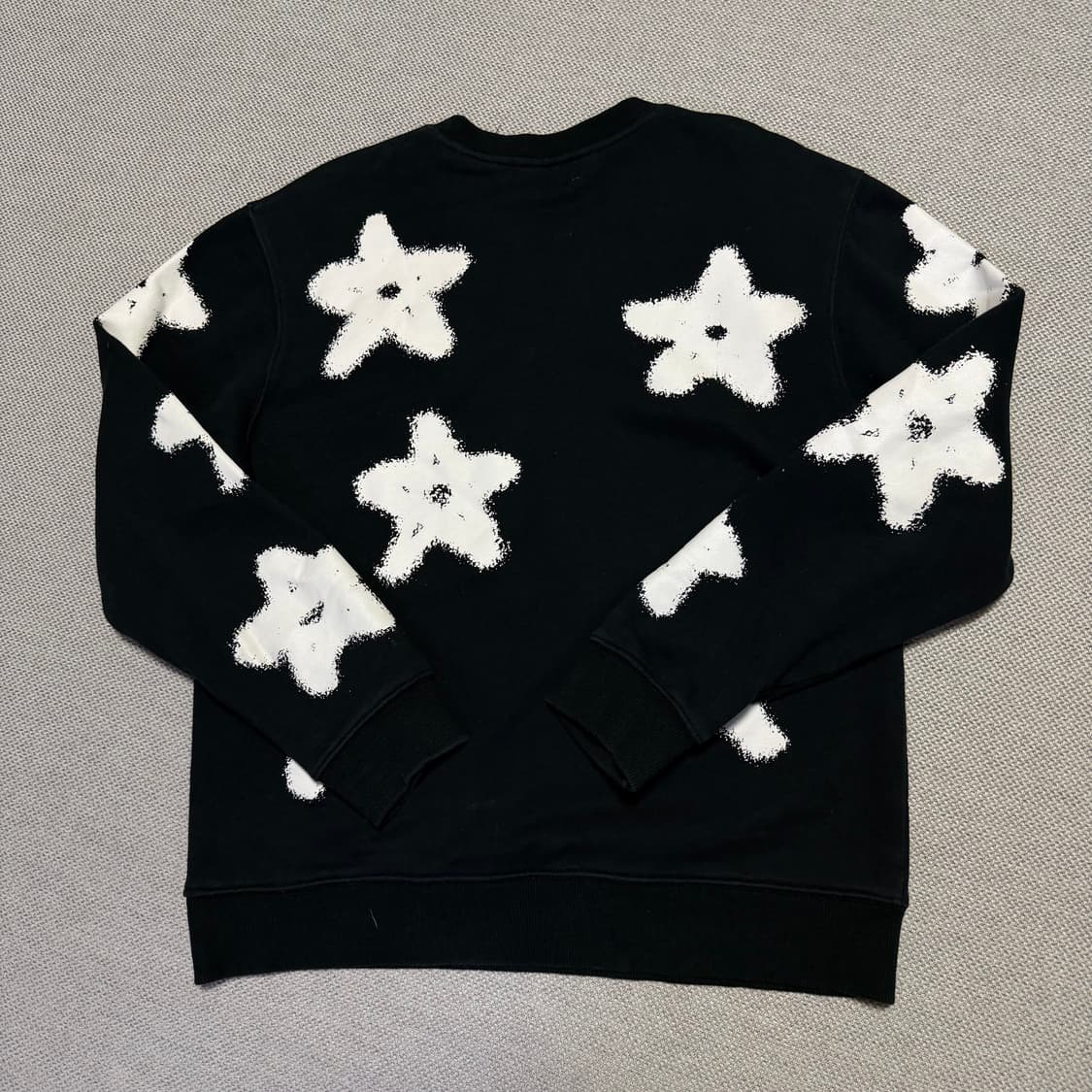 아크네 스튜디오 프린팅 맨투맨 상품이미지5