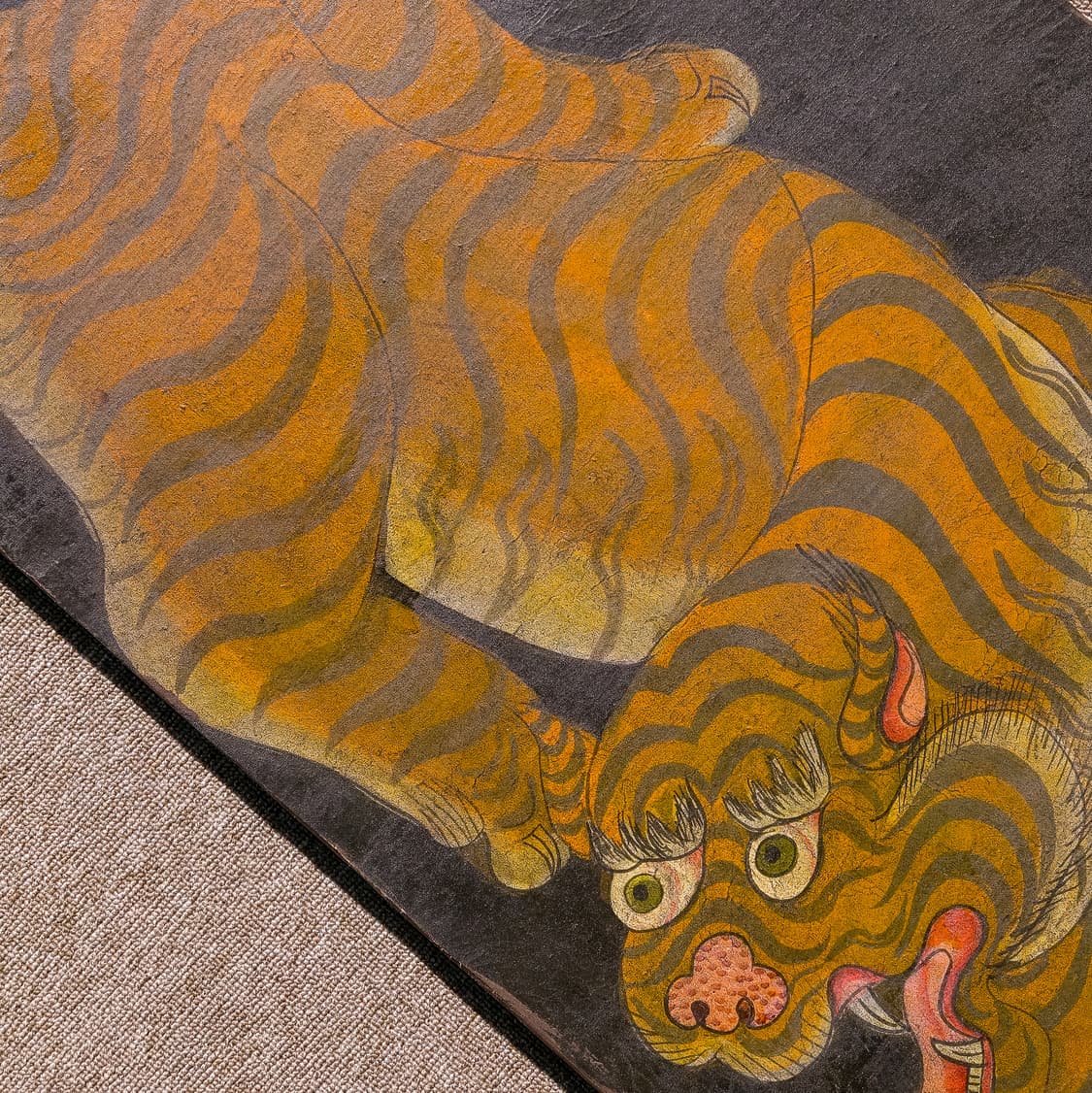 Antique Tibetan Tiger Wood Panel Paintin 상품이미지6