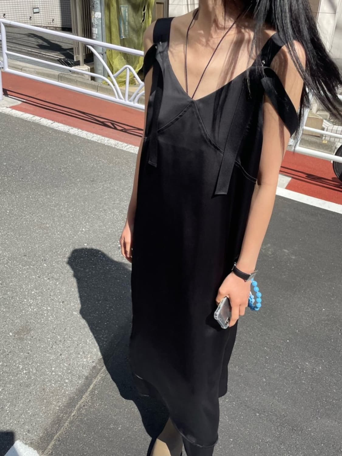 위아 슬리브리스 원피스  상품이미지2