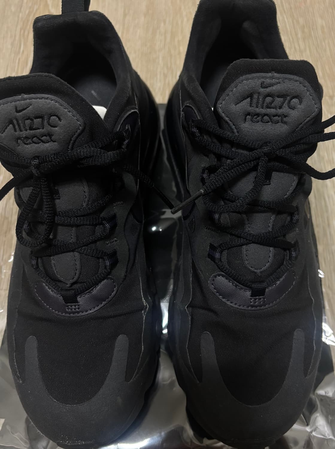 나이키 에어맥스 270 리액트 블랙 265mm 상품이미지2