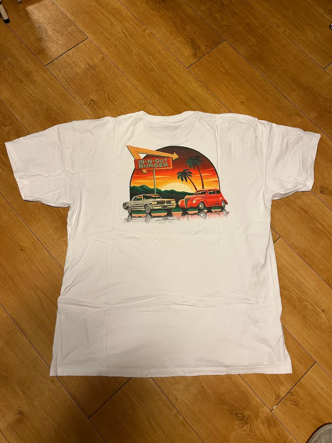 인앤아웃 버거 티셔츠 2XL IN-N-OUT BURGER 상품이미지1