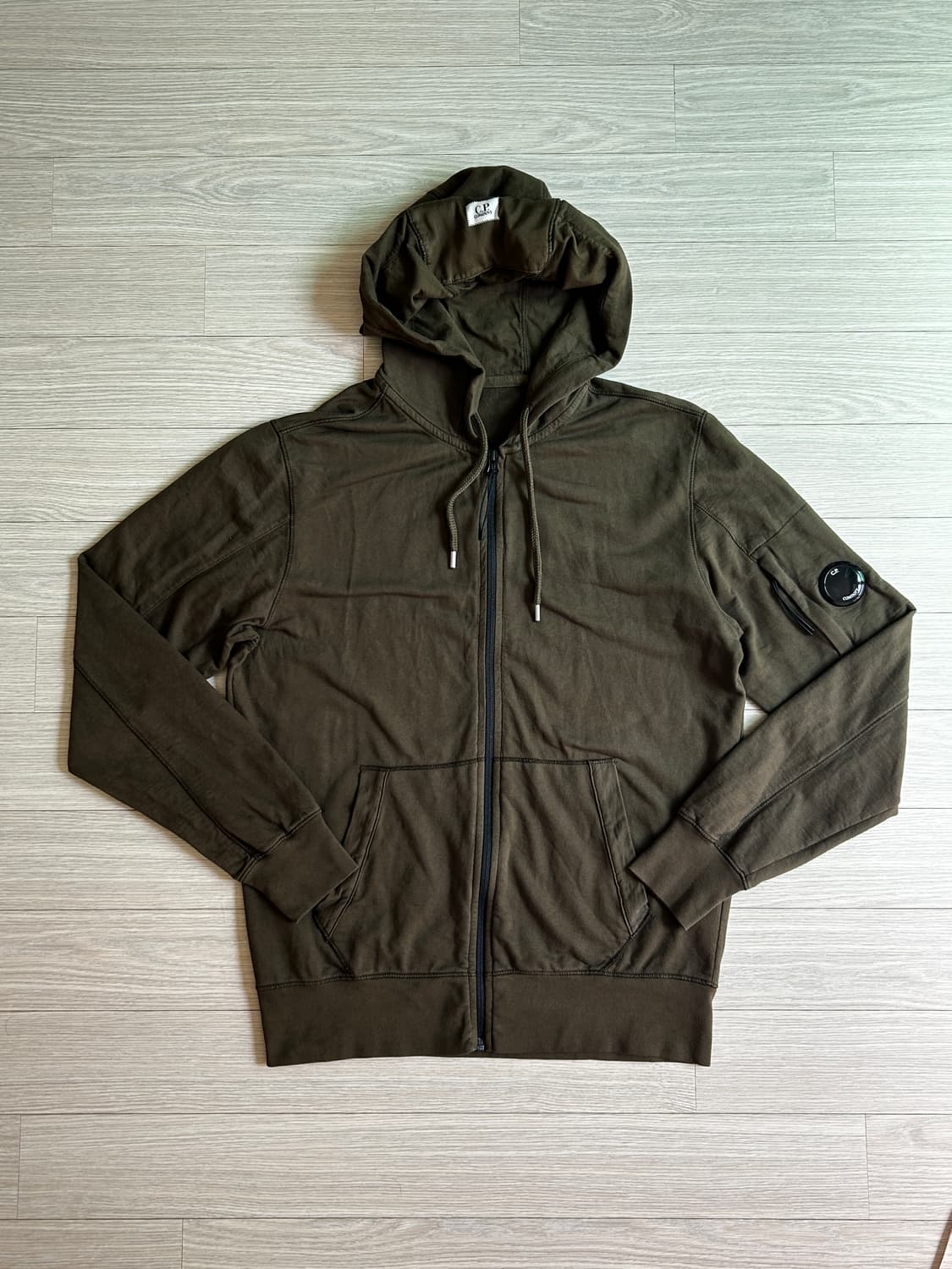 CP컴퍼니 후드집업 상품이미지1