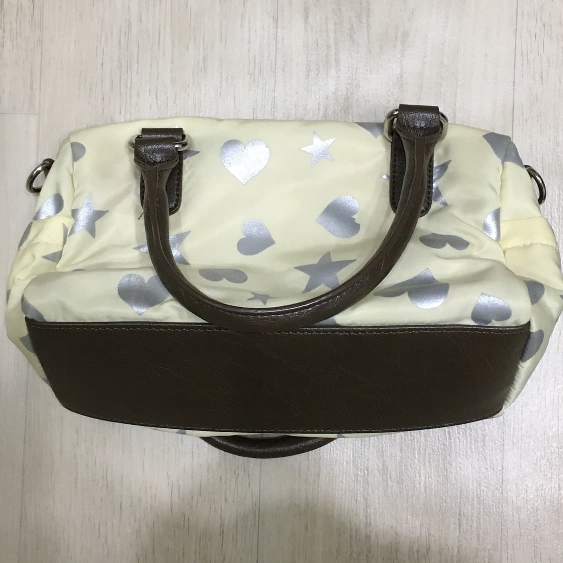 더뮤지엄비지터 보스턴백 2.0 레몬 (컨디션 좋음) 상품이미지5