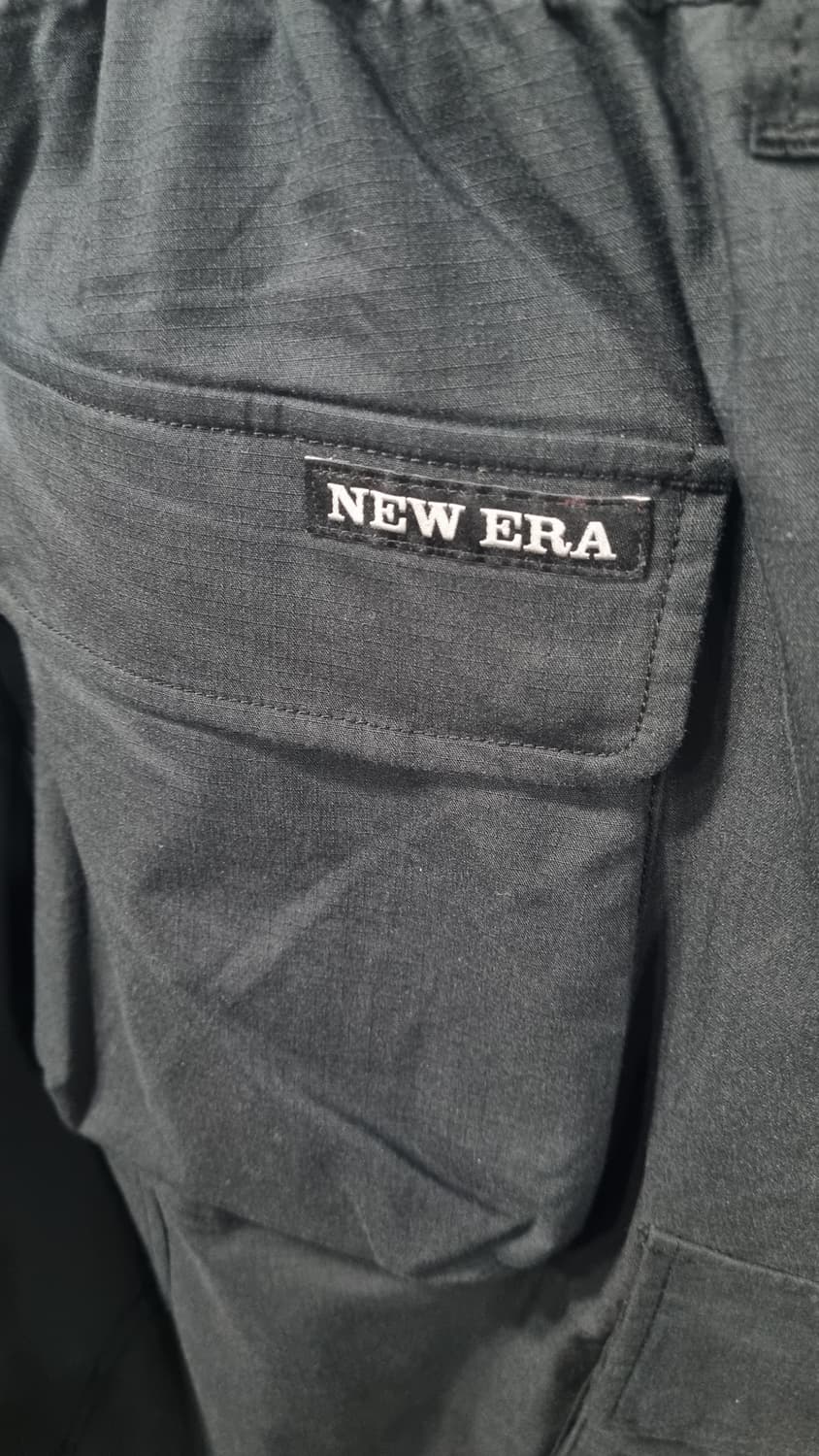 XL(33~34) NEW ERA 카고 남성 봄바지 이염 하자 xx 상품이미지3