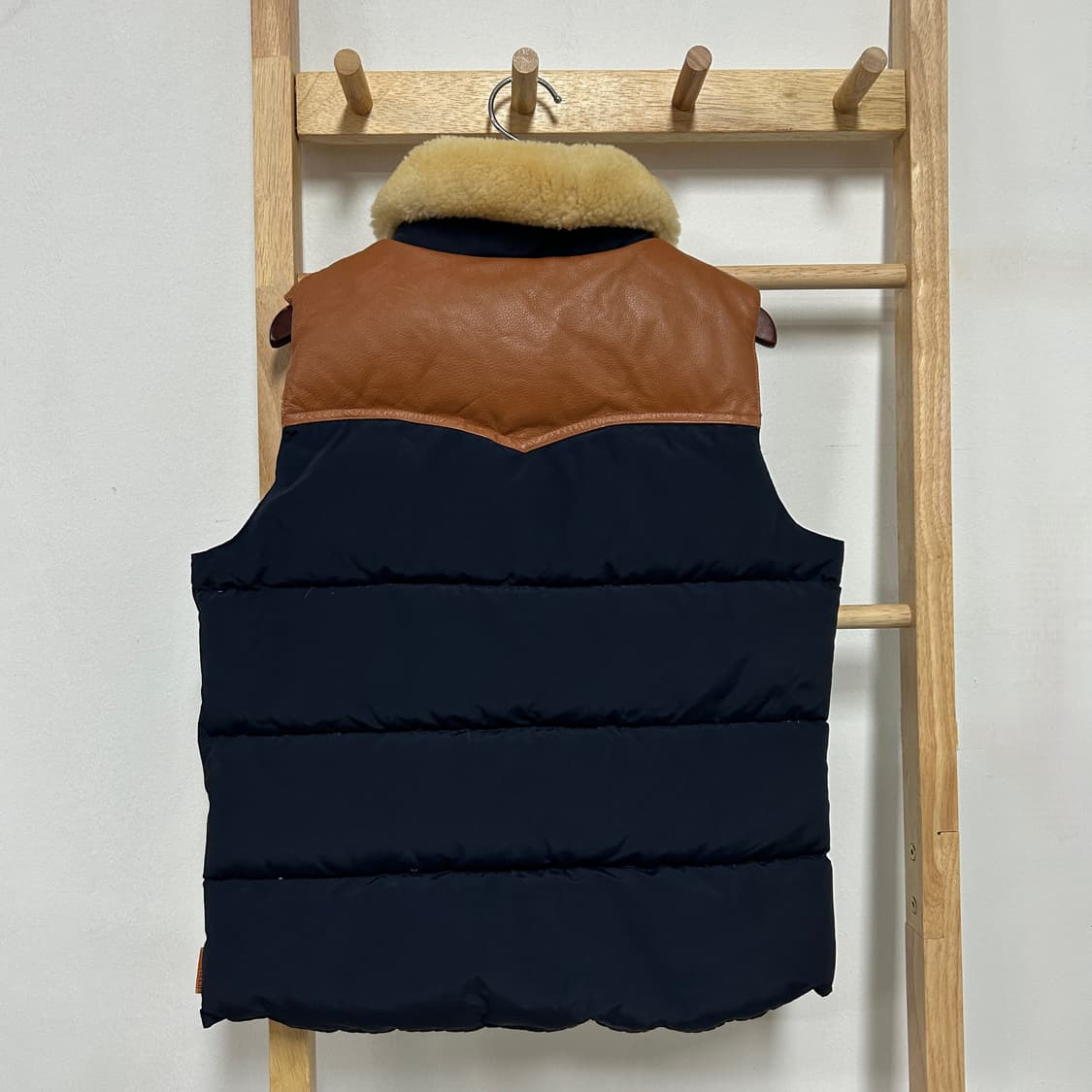 펜필드 USA 락울 다운 패딩 베스트 상품이미지3