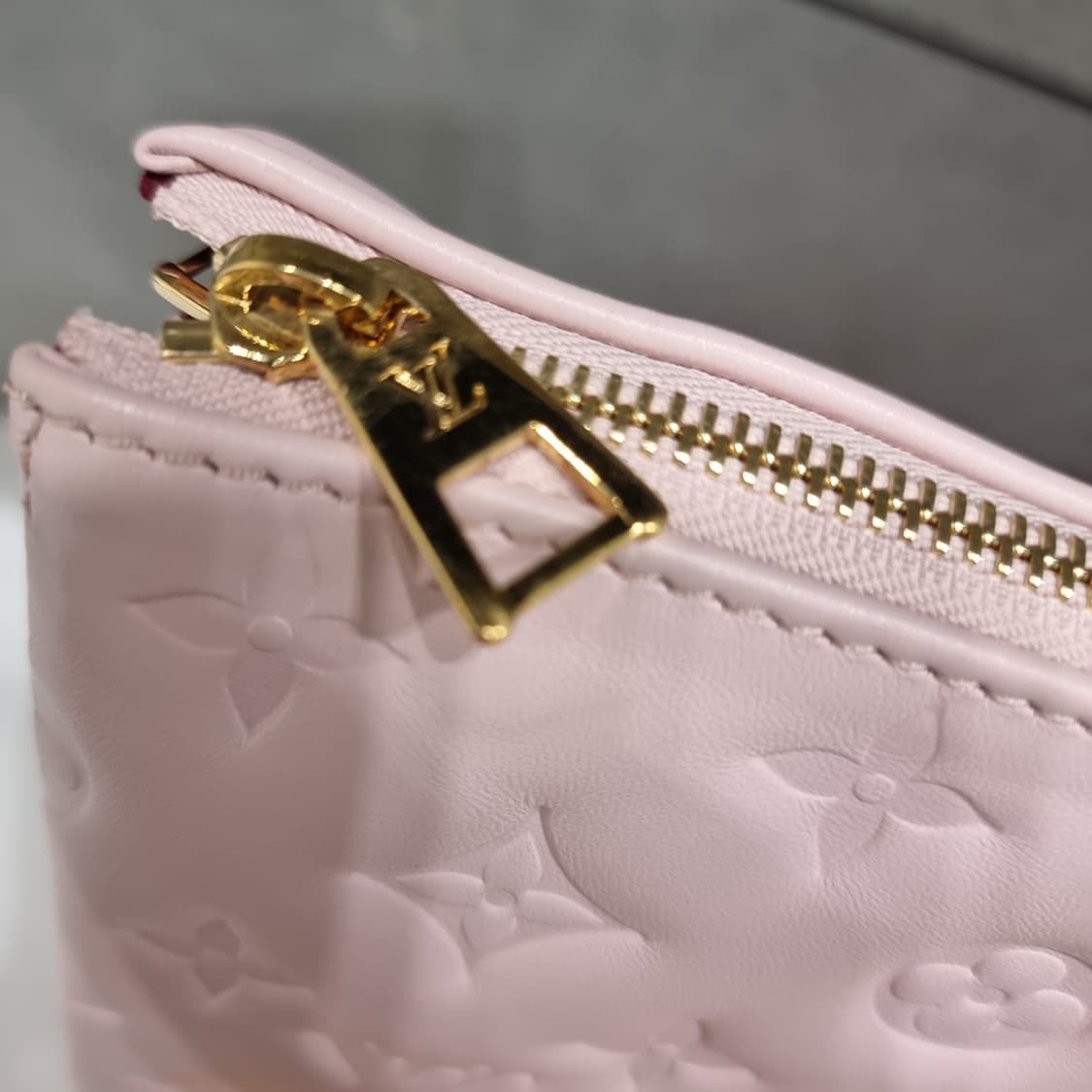 검수가능 루이비통 쿠상 PM 핑크 상품이미지7