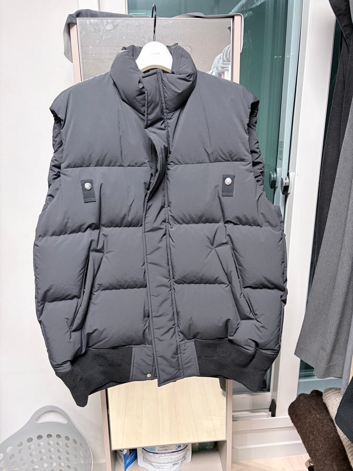 Sacai 패딩 베스트 4사이즈 상품이미지1