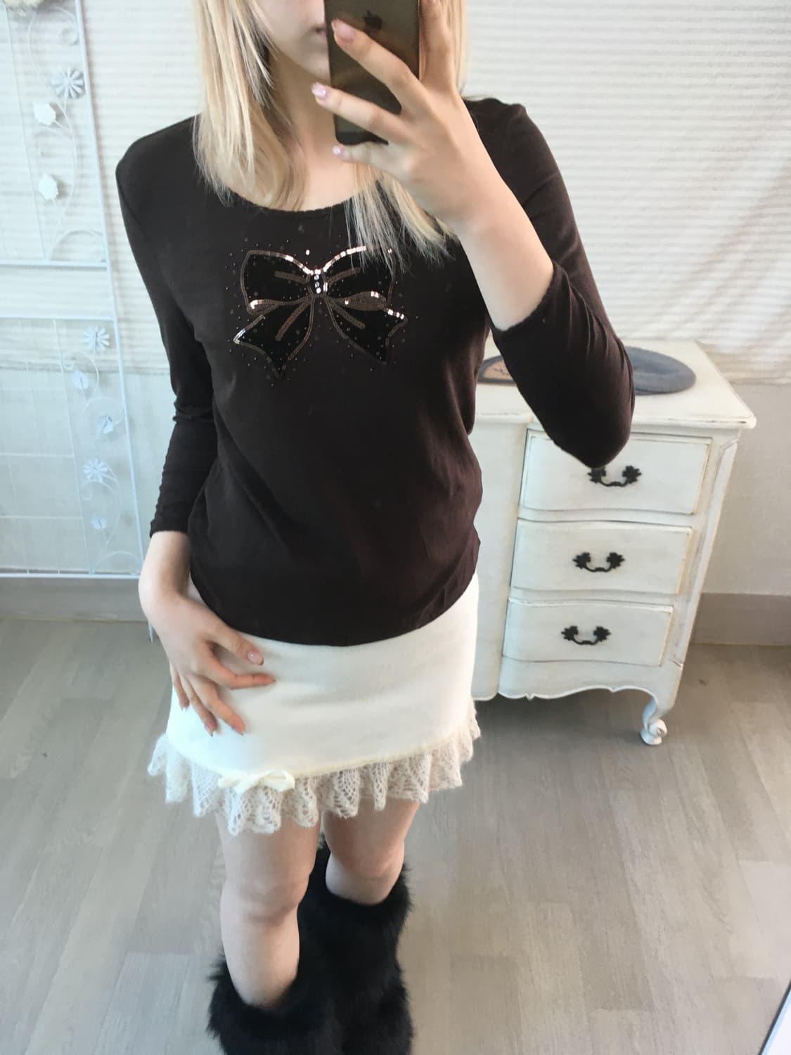 jpn vintage 벨루아 리본 비즈 티셔츠 상품이미지1