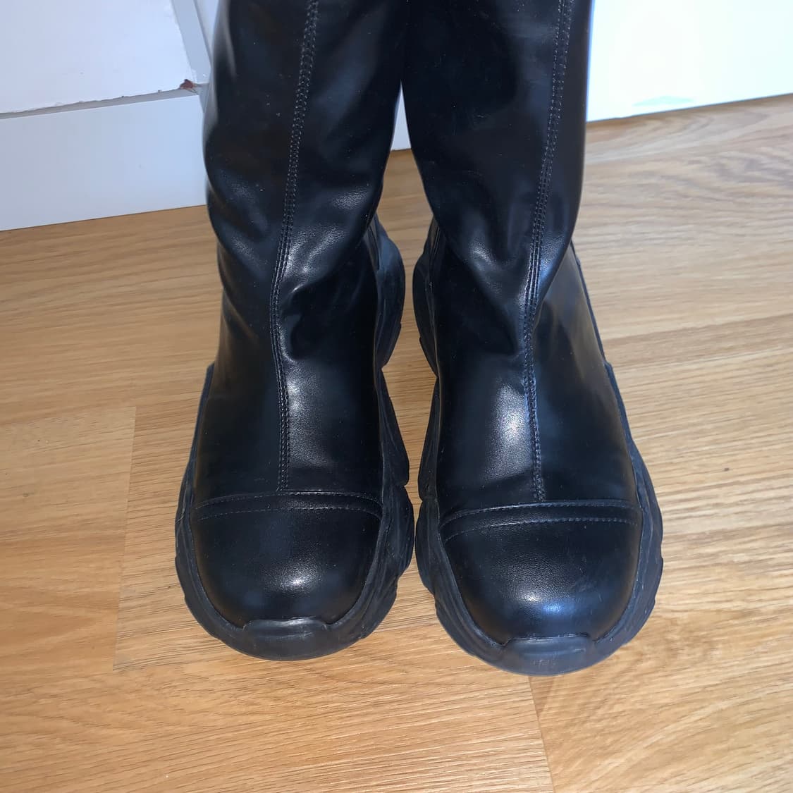 leey 엘이이와이 플랫폼 하이 롱 부츠 상품이미지5