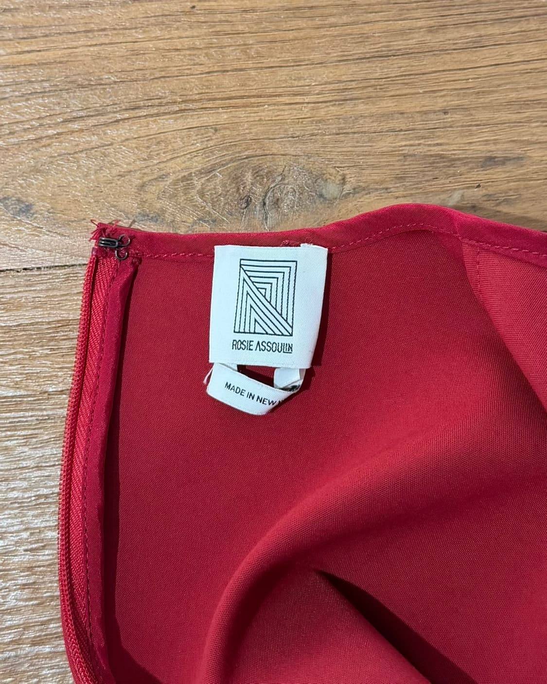 로지 아설린 레드 퍼프 벌룬 슬리브 탑 상품이미지8