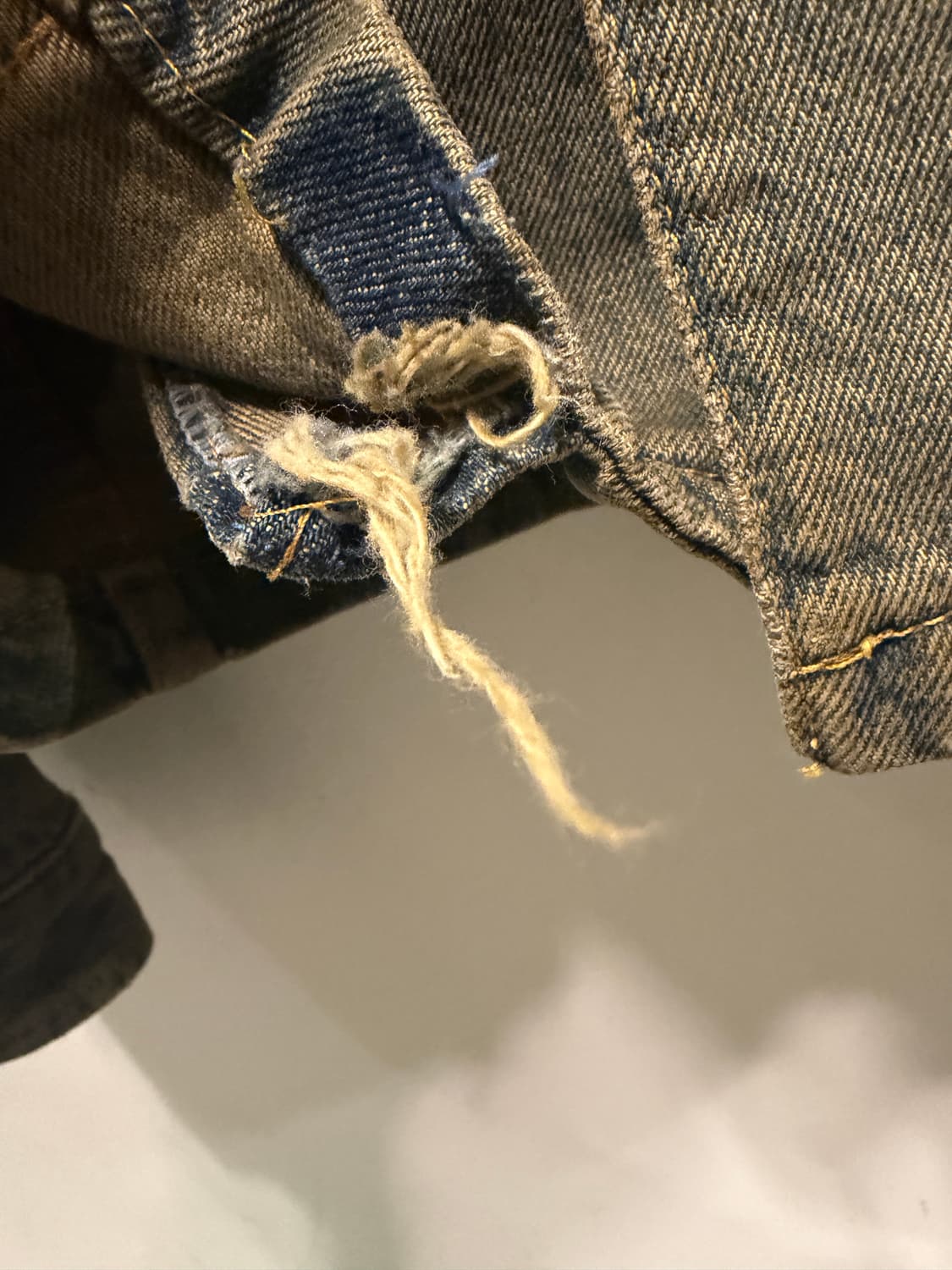 헬무트랭 90s stained 데님 자켓 상품이미지9