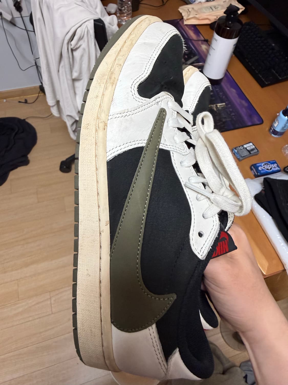 나이키 조던 스캇 올리브 275 상품이미지2