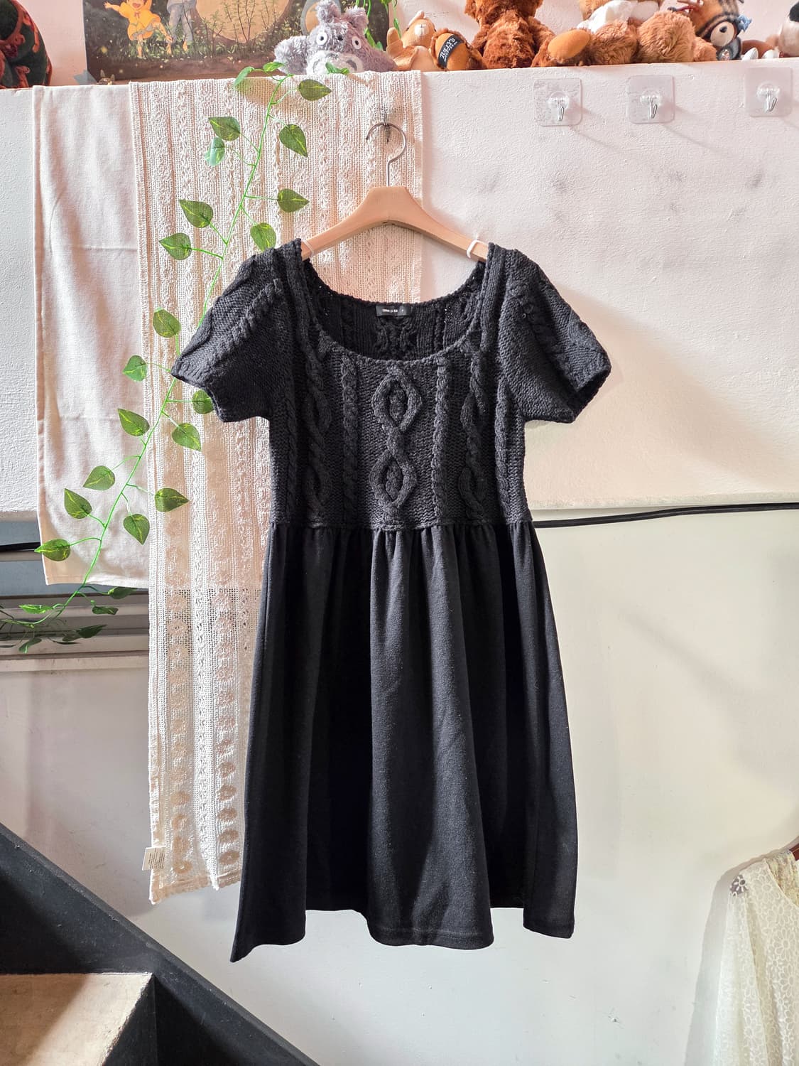 블랙 니트 반팔 원피스 상품이미지1