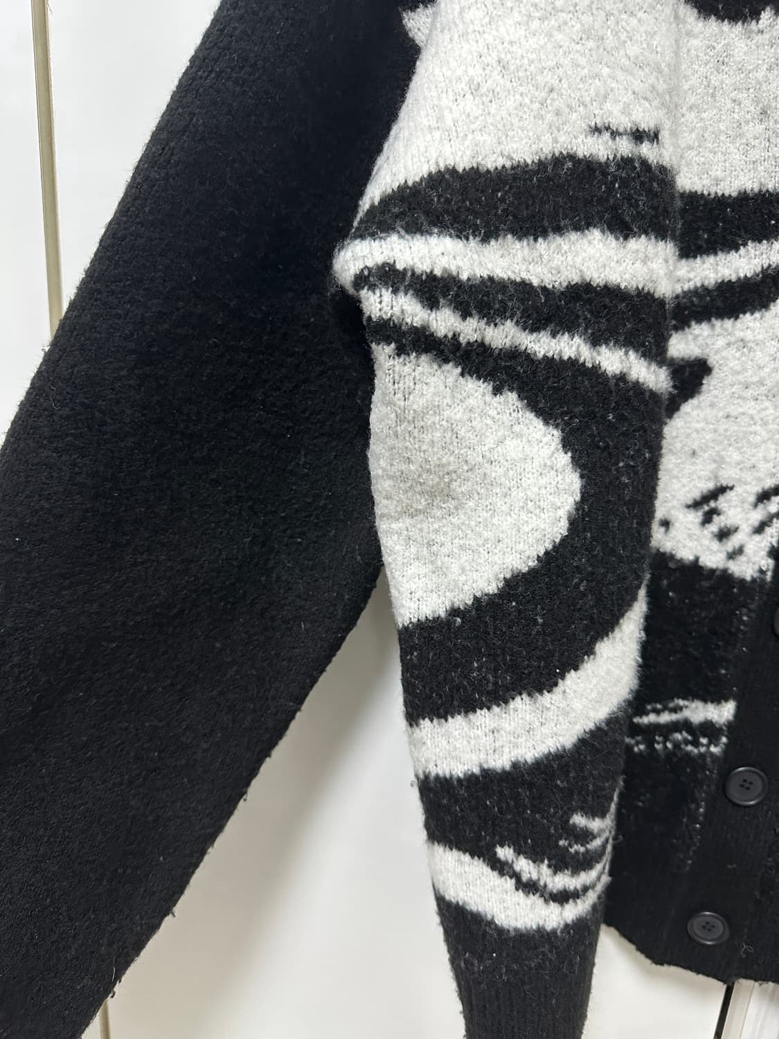 디픽트 니트 가디건 상품이미지4