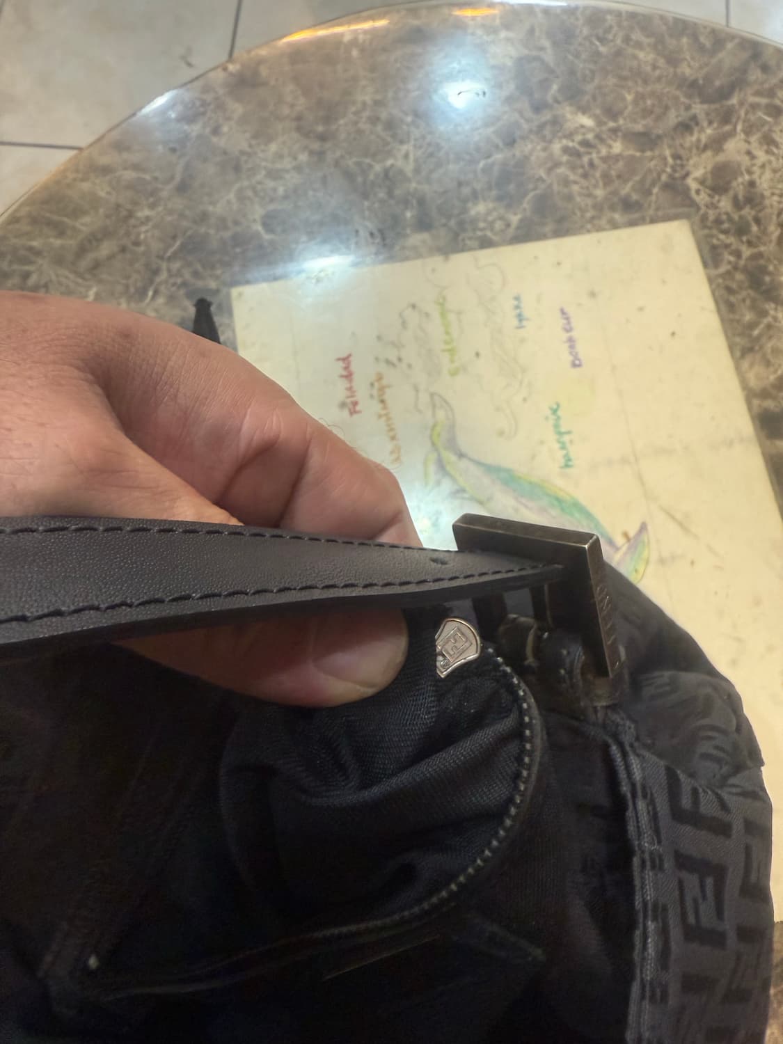 정품 펜디 주카 맘마백 팝니다 상품이미지8