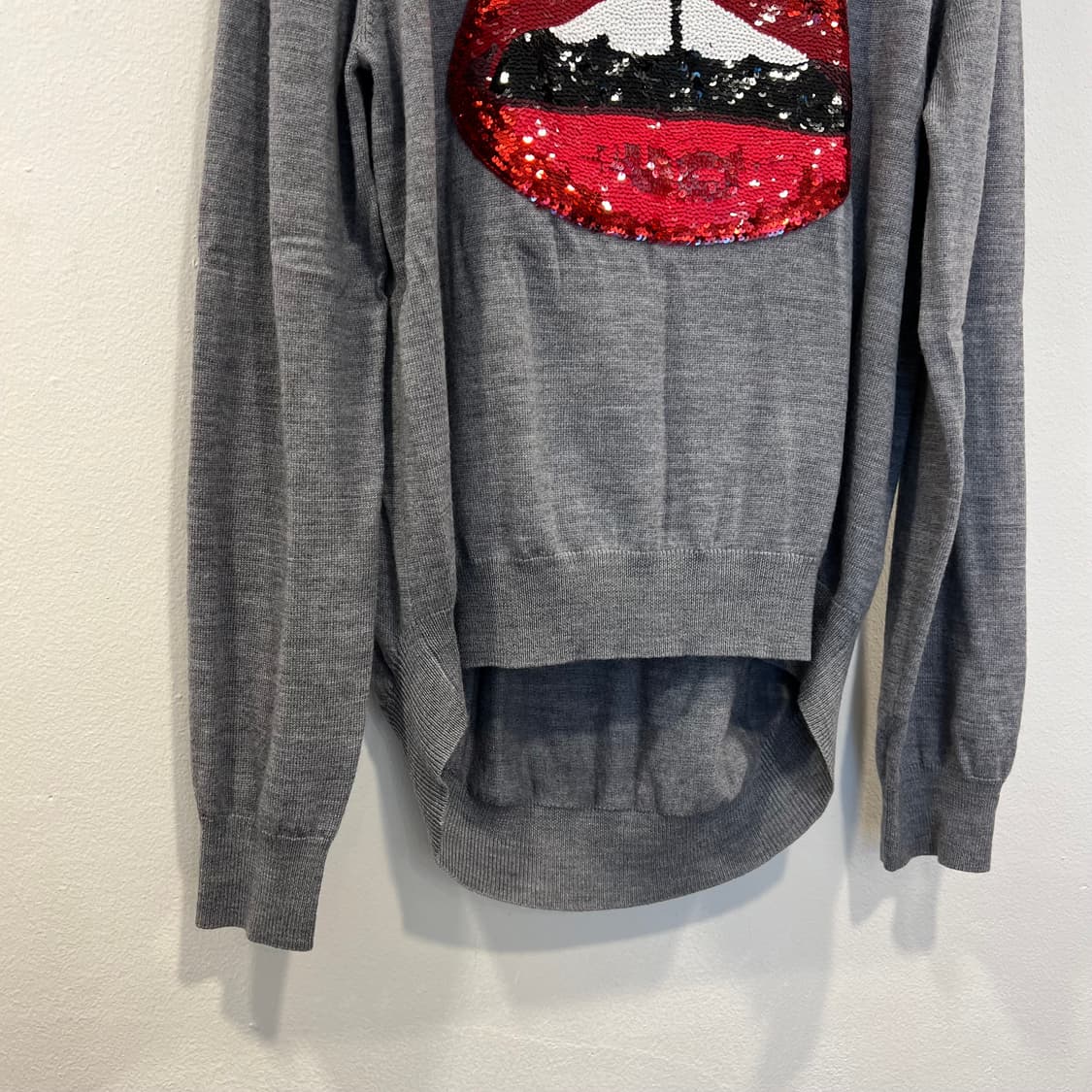 MARKUS LUPFER 마커스루퍼 스팽글 입술 니트 상품이미지3