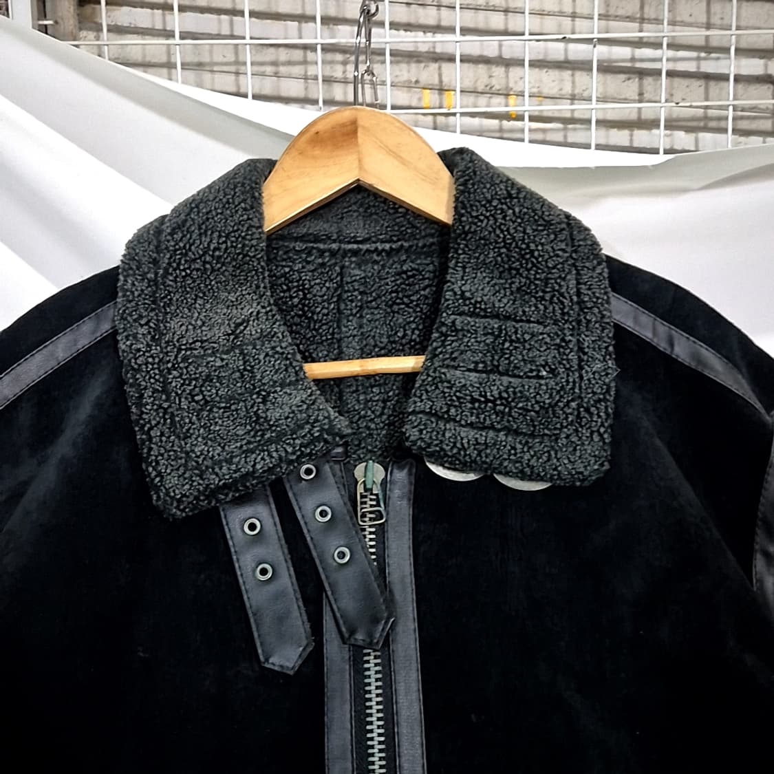 Trady 트래디 B-3 무스탕 자켓 상품이미지2