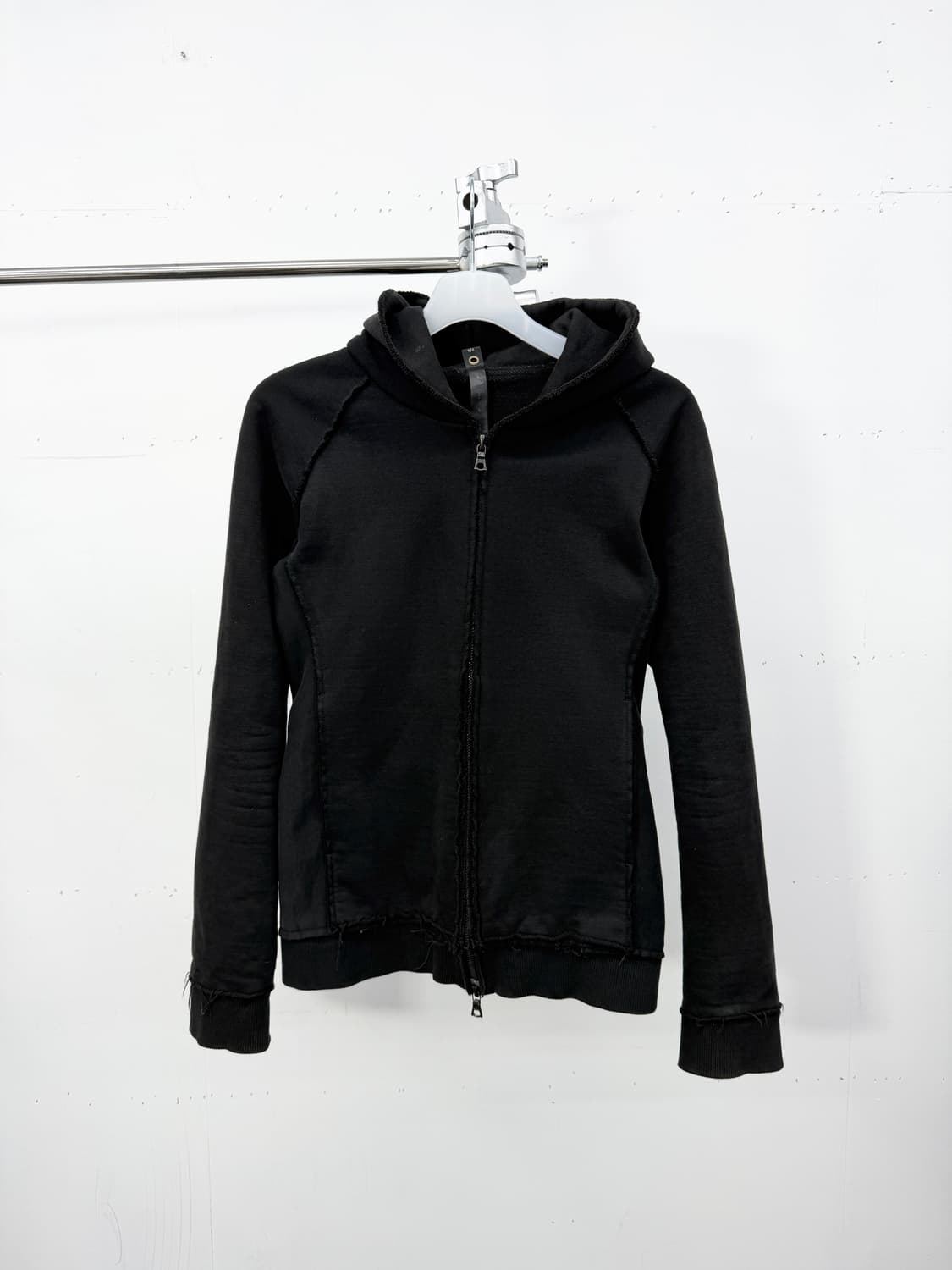 WJK Distressed riri Zip Hoodie 상품이미지8