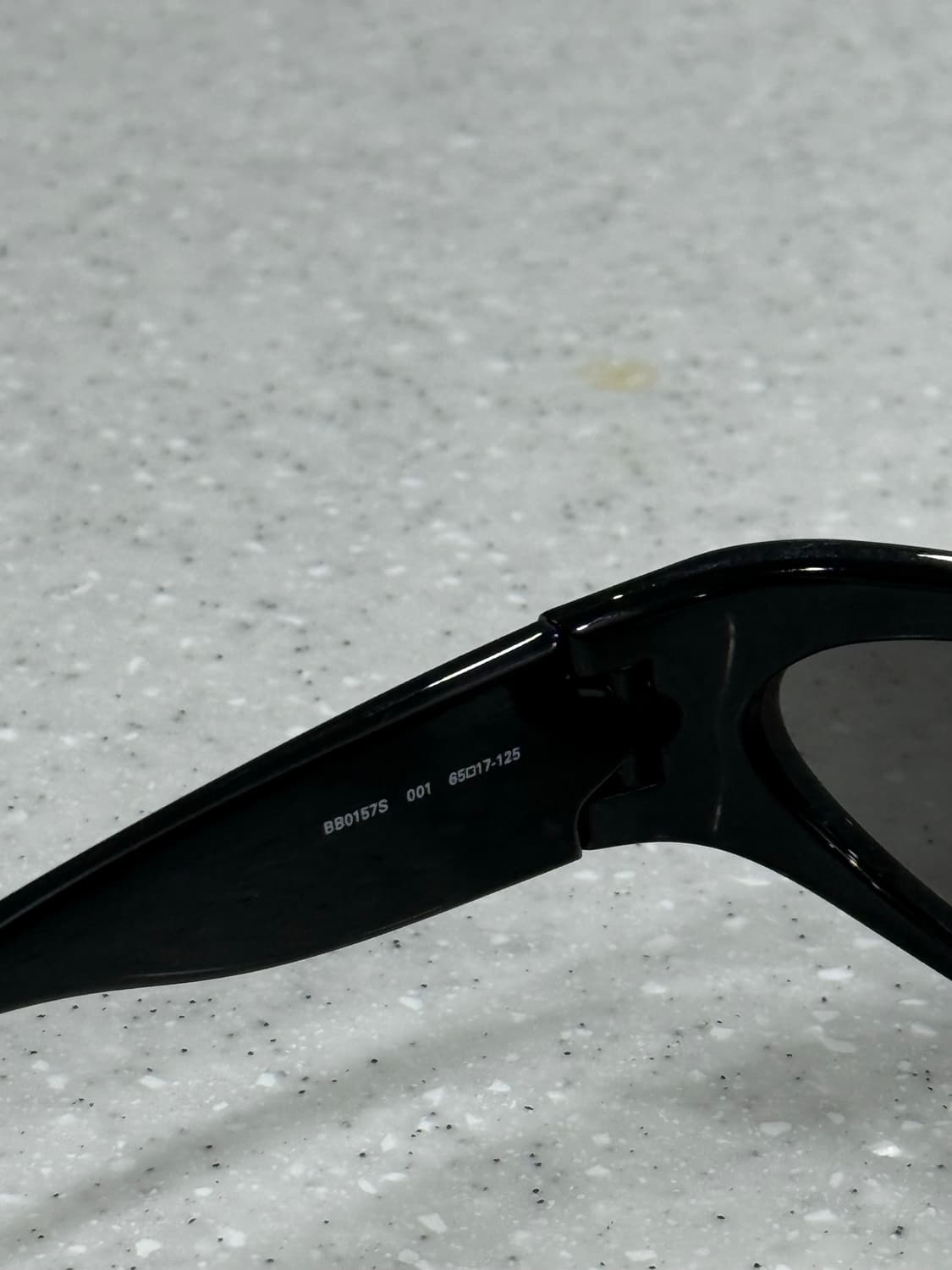 발렌시아가 스위프트 오발 선글라스  상품이미지3