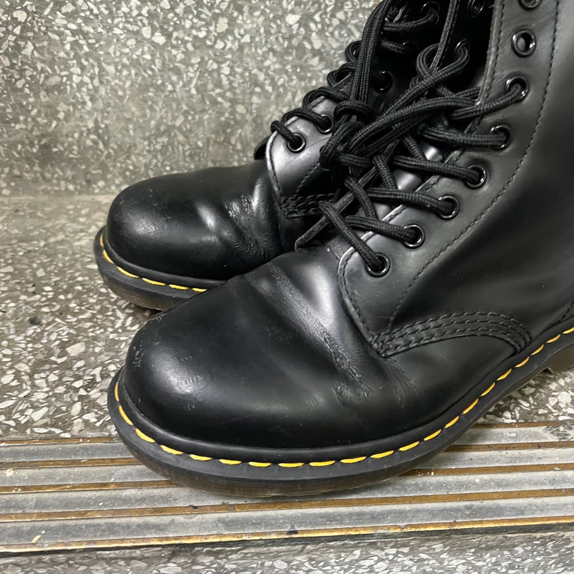 닥터마틴 1460 8홀 부츠 상품이미지5