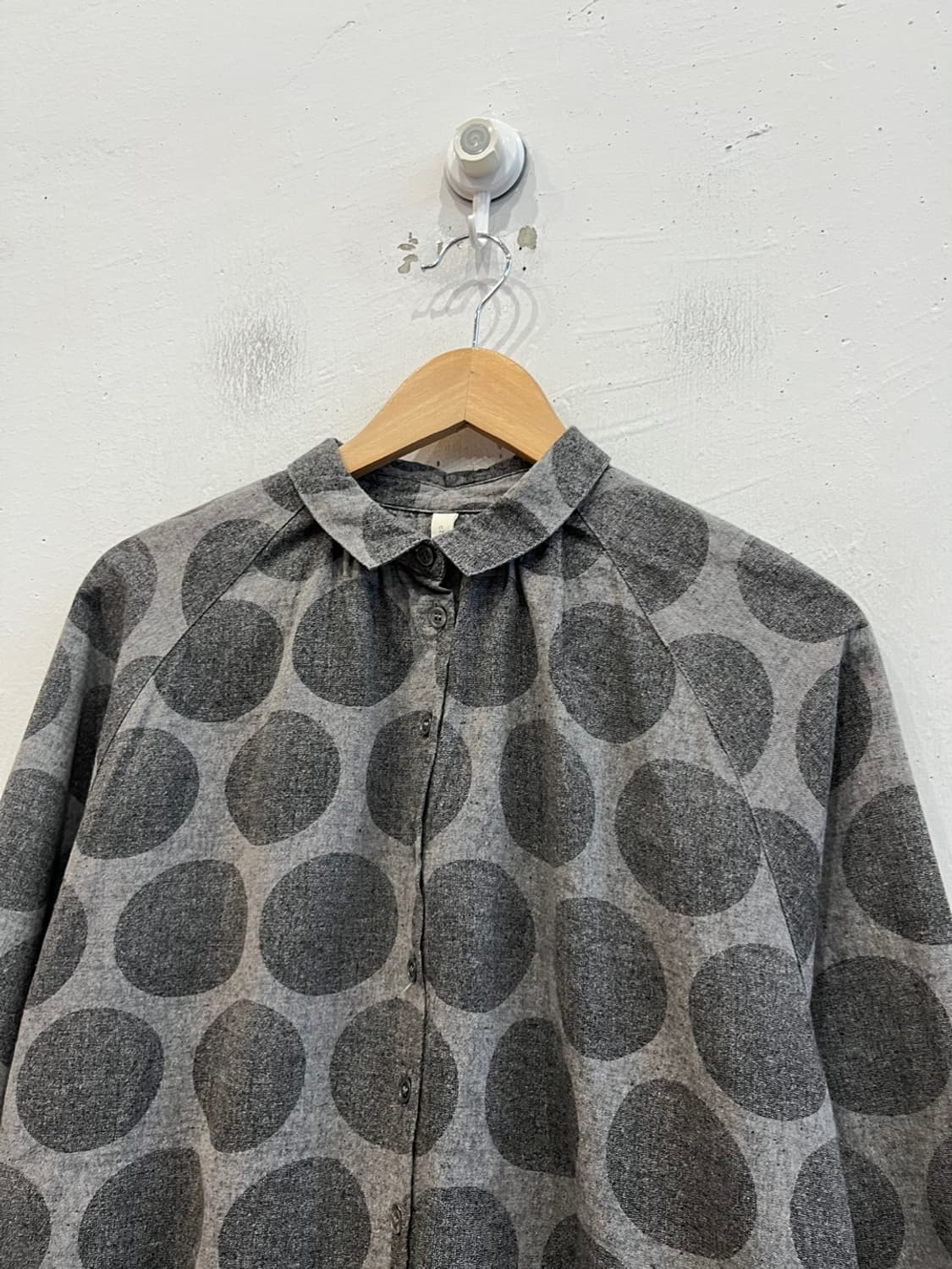 Cloudnine 린넨 블렌디드 도트 셔츠 블라우스 상품이미지2