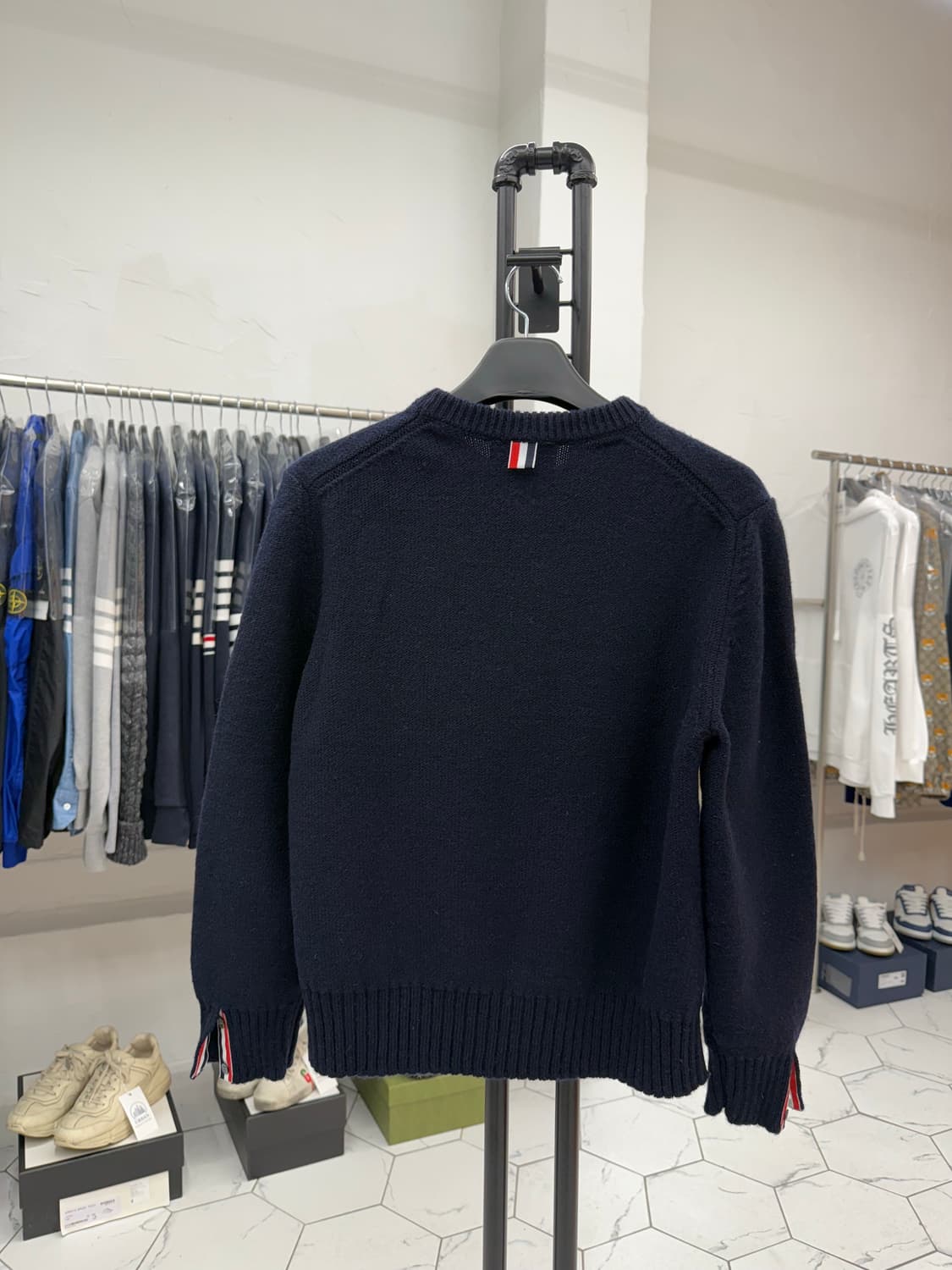 [3] 톰브라운 사선 도네갈 모헤어 니트 상품이미지2