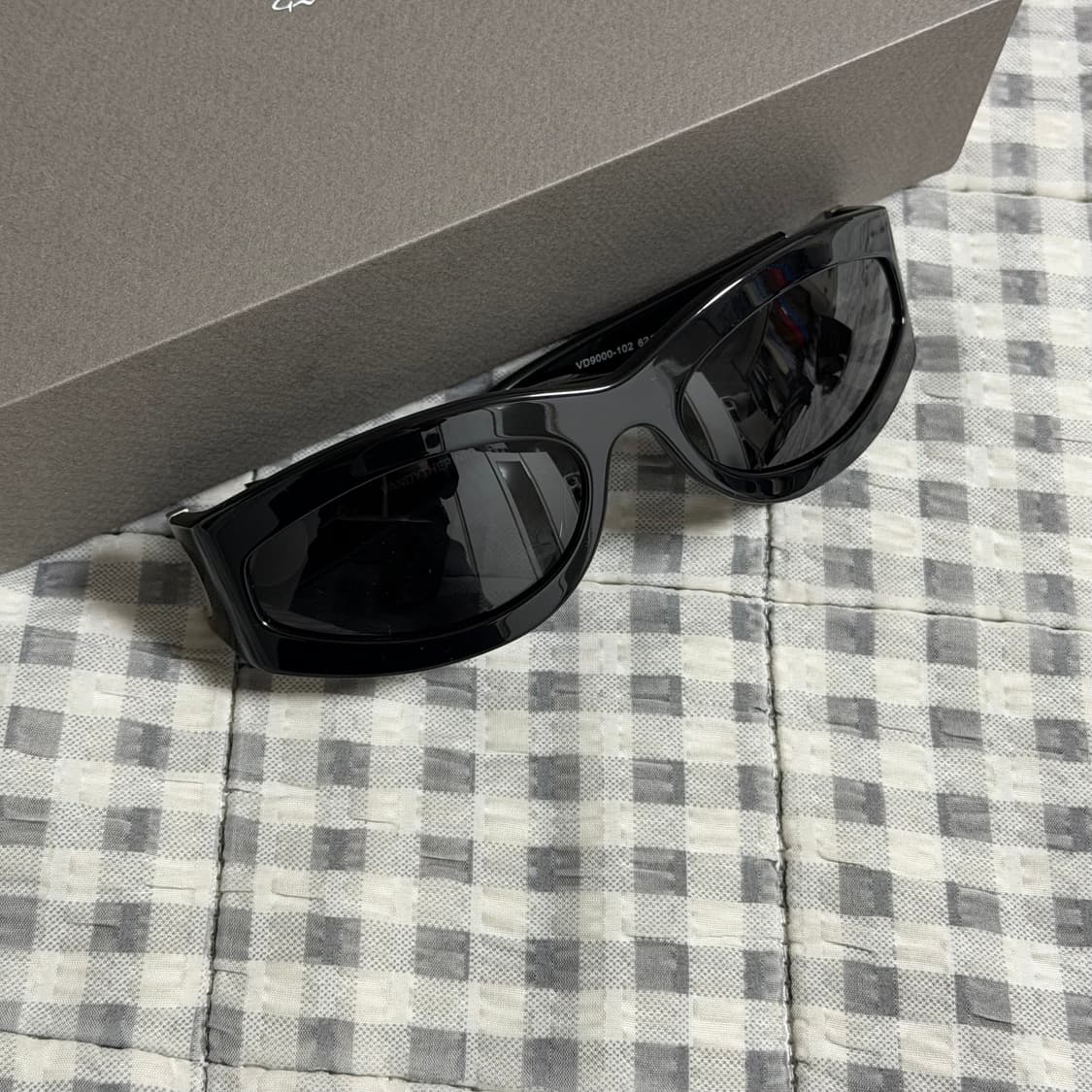 (OS) VANDYTHEPINK® 선글라스 블랙  상품이미지7