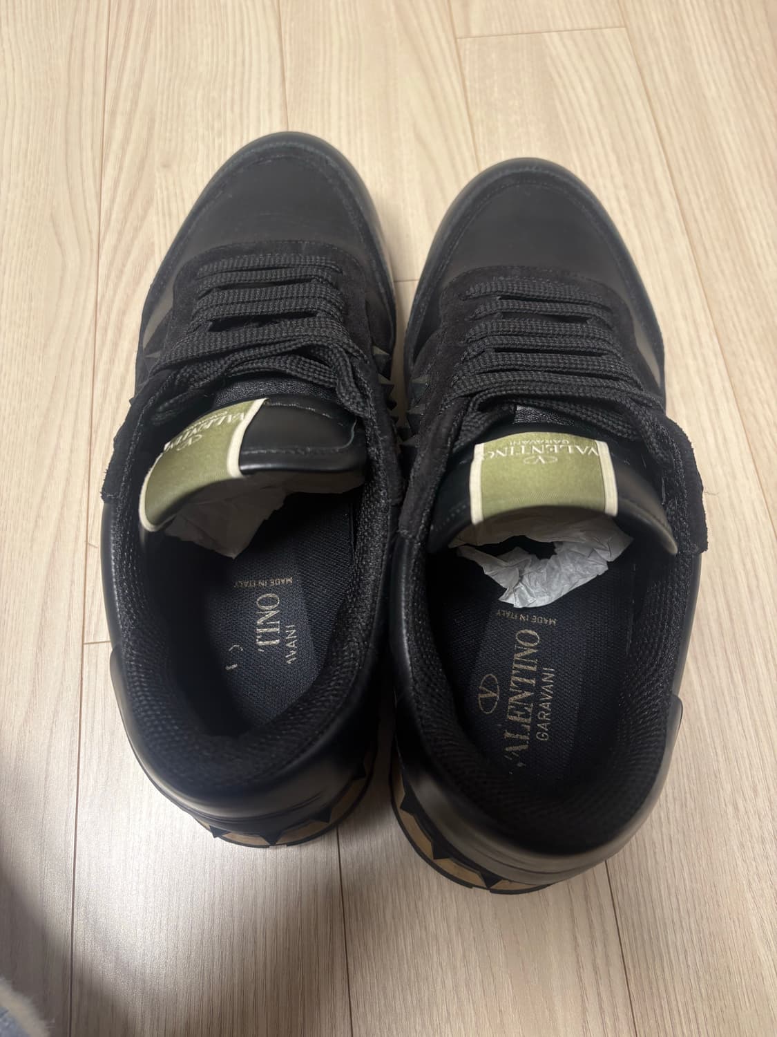 발렌티노 락스터드 스니커즈 상품이미지6