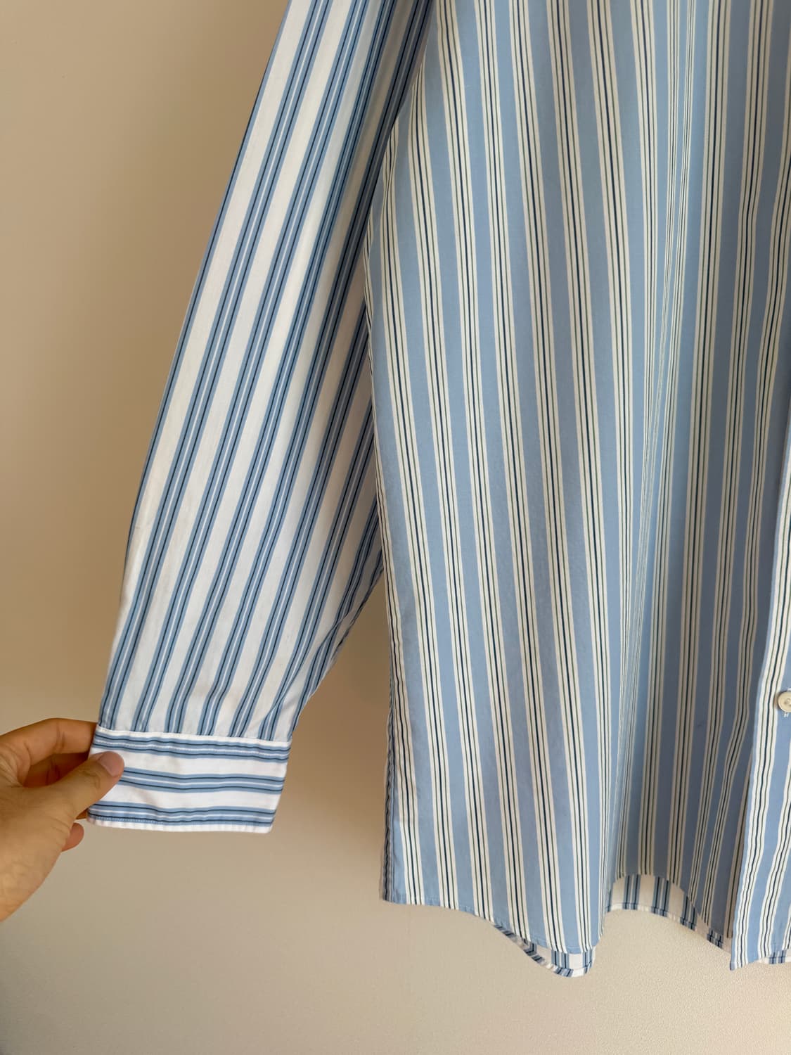 JW앤더슨 X 유니클로 멀티 스트라이프 셔츠 상품이미지3