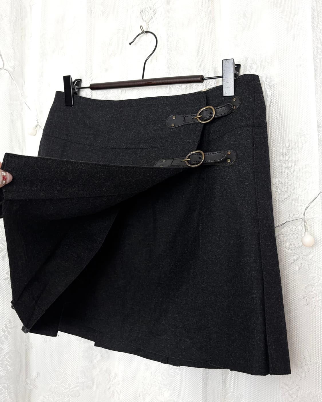 BURBERRY BLUE LABEL pleated wool skirt 상품이미지3