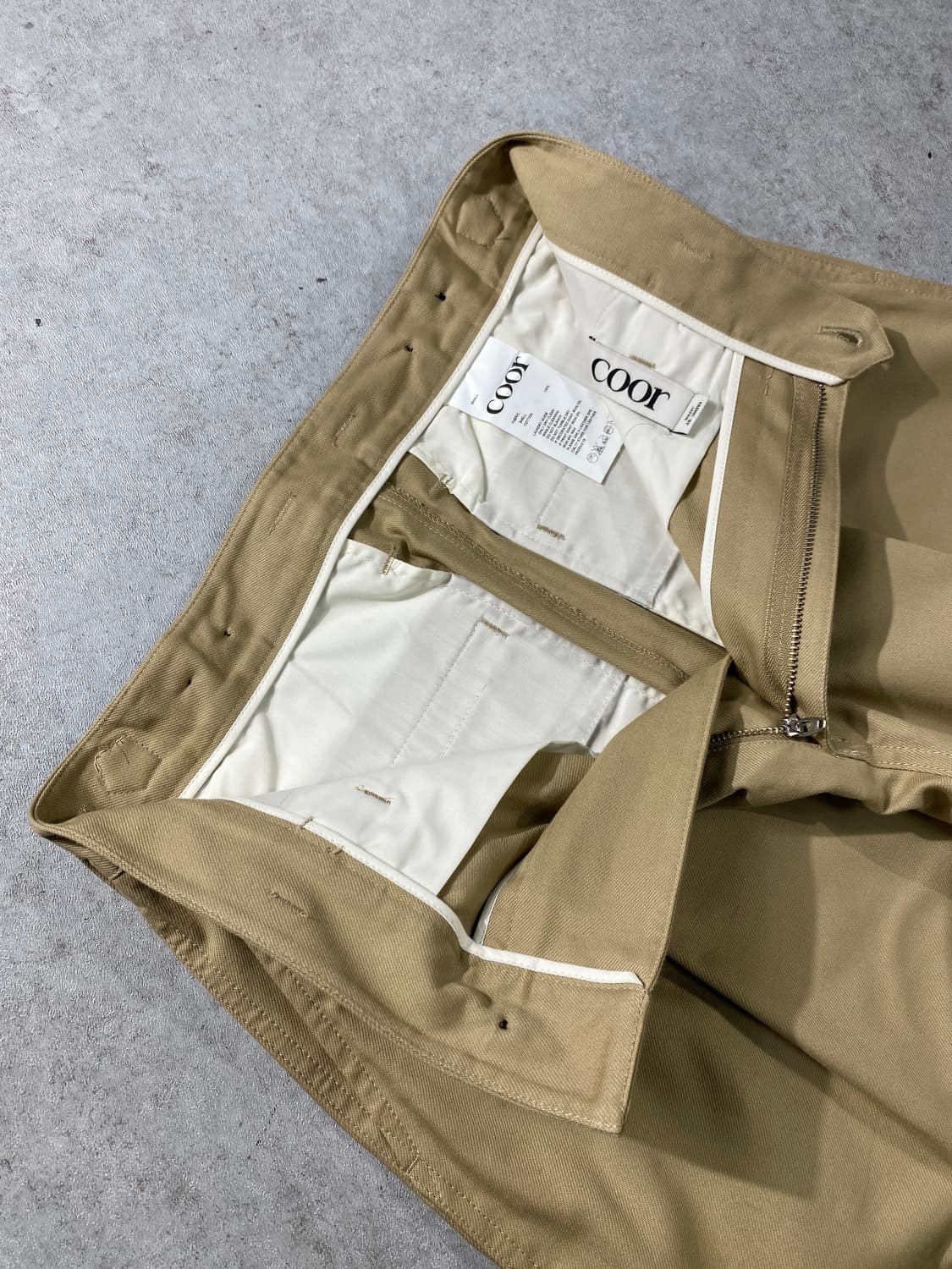 [S] COOR 쿠어 미니멀 베이지 원턱 와이드 팬츠 상품이미지6