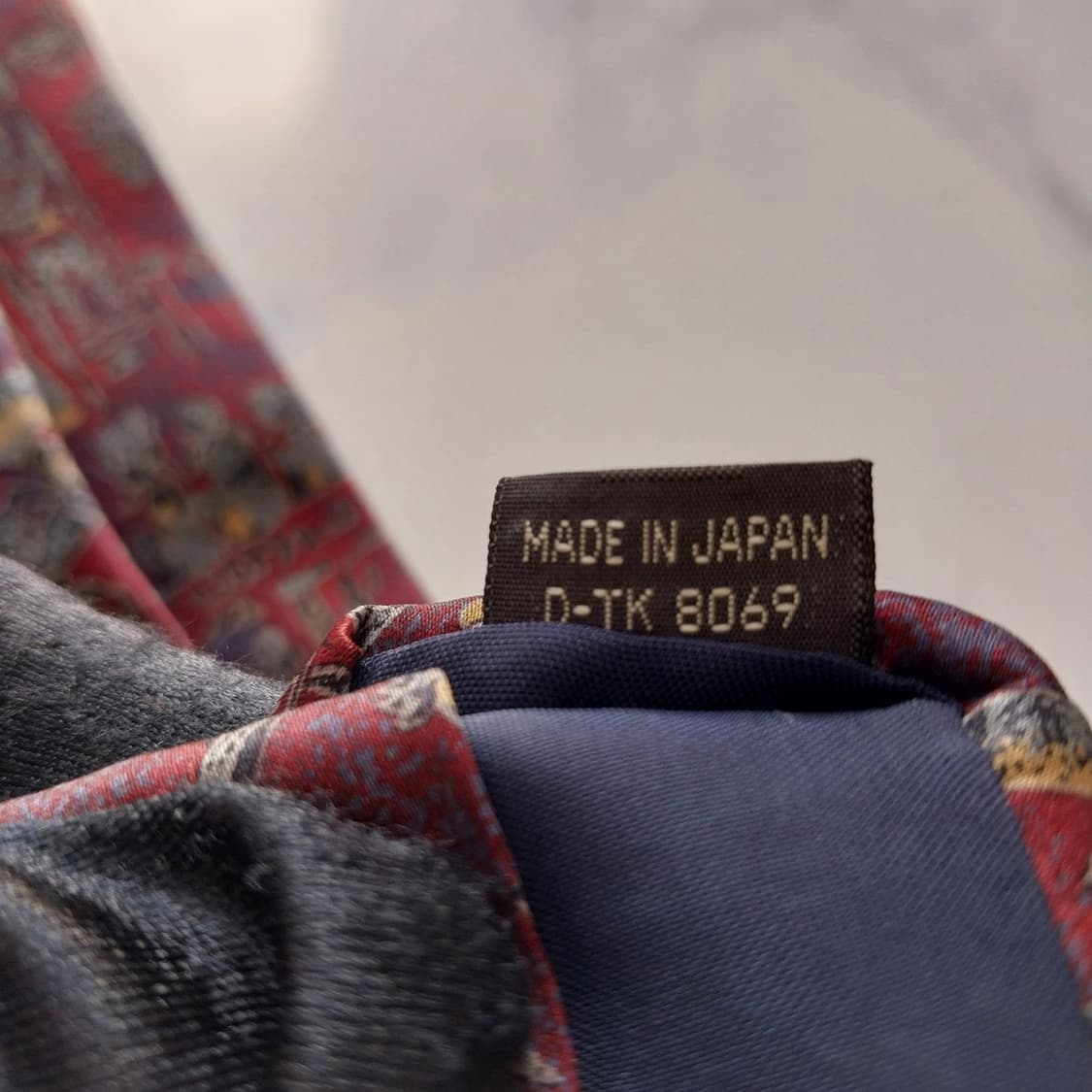 비조소 실크 와인 이집트 패턴 넥타이 9.4cm A+등급 K1313
 상품이미지10