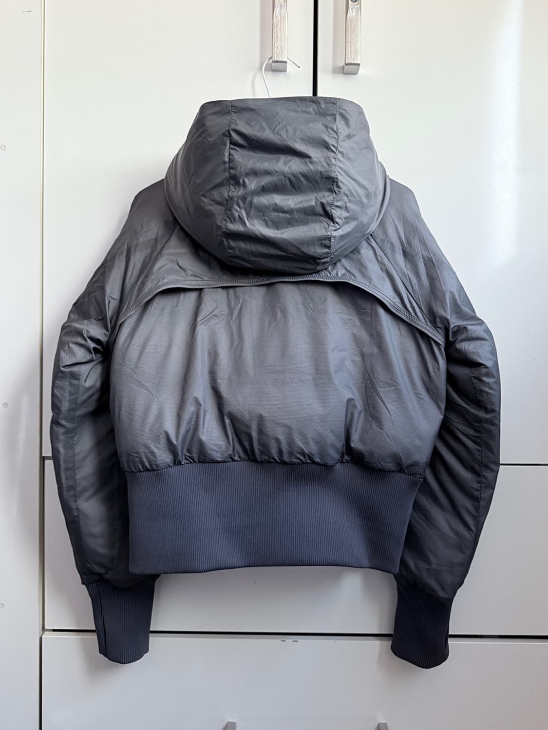 OJOS 오호스 리버시블 체크 패딩 차콜 1사이즈 상품이미지2