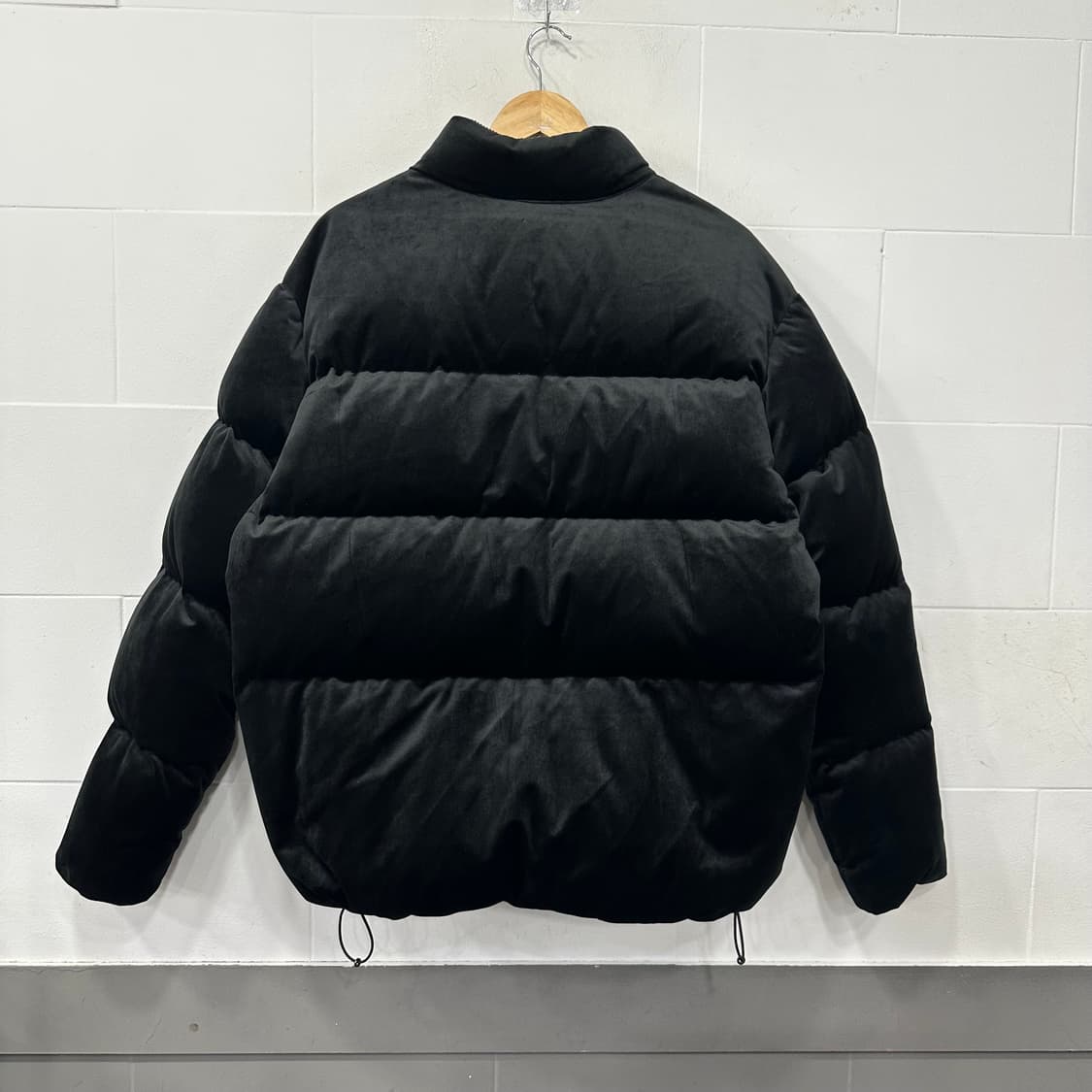 프리즘웍스 벨벳 구스다운 패딩 상품이미지8