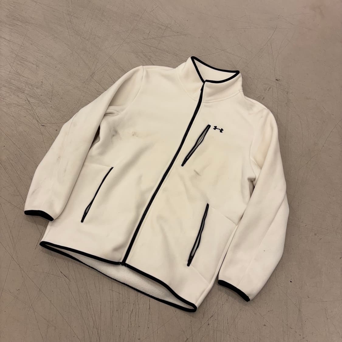 언더아머 화이트 플리스 집업 상품이미지1
