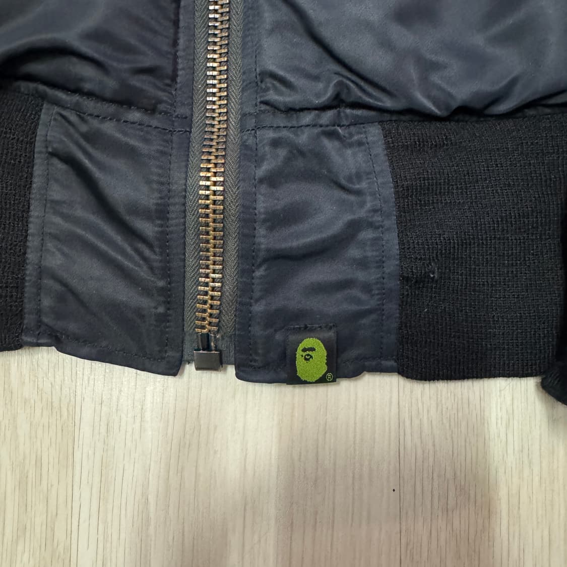 베이프 ma-1 항공점퍼 상품이미지3