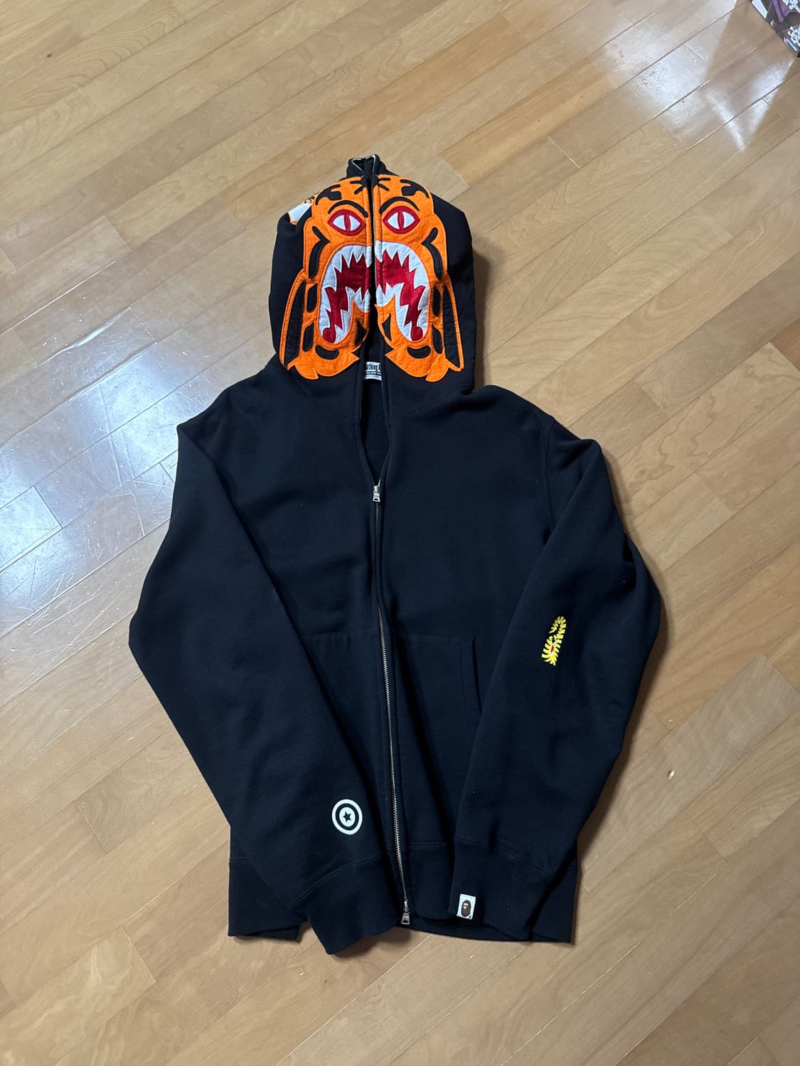 베이프 타이거 풀 집 후드 블랙 상품이미지1