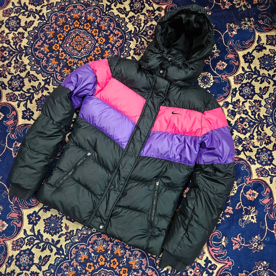 나이키(Nike) 덕다운 핑크 퍼플 배색 숏 패딩 M size 상품이미지1