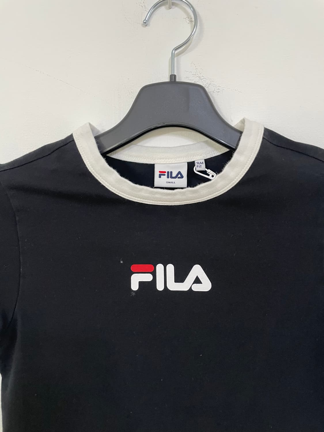 휠라 블랙 크롭 반팔티셔츠 상품이미지4